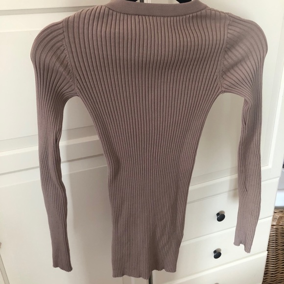 Aritzia Babaton Salazar Sweater - Picture 2 of 9